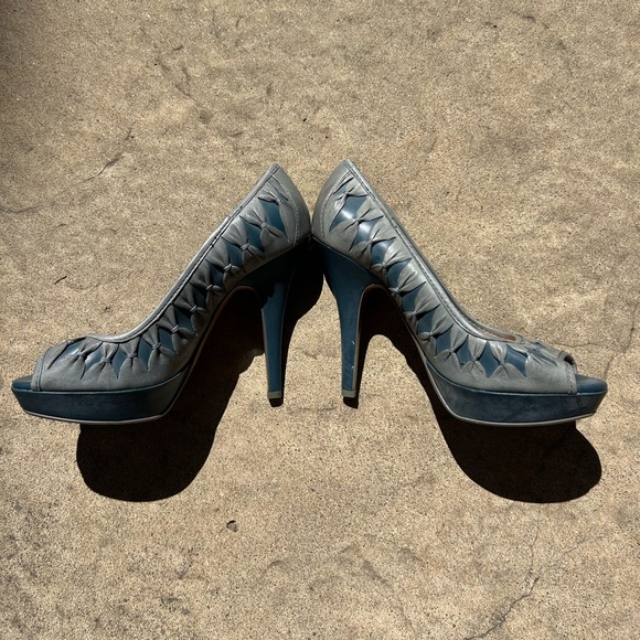 BCBGeneration Blue Platform Heels - Picture 2 of 6